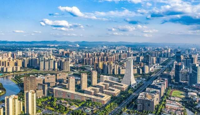 修缮水管改正路牌延长公厕开放时间党报热线就是群众爱体育官网的解忧热线(图1)