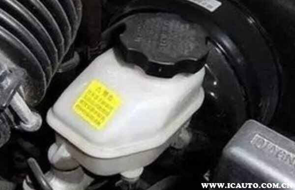排气管喷水特别严重排气管有很多水出来正常吗(图3)
