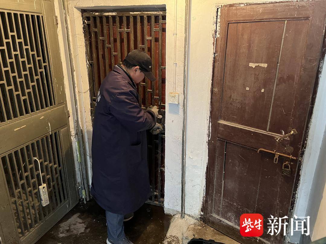 水管堵塞污水外溢社区物业联手解民忧(图1)