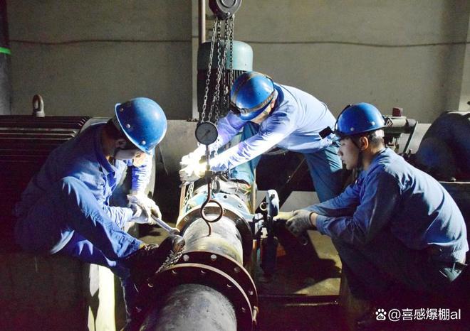 触目惊心天津市一小区门口供热管道倒塌竟扯出万亿暴利链(图3)