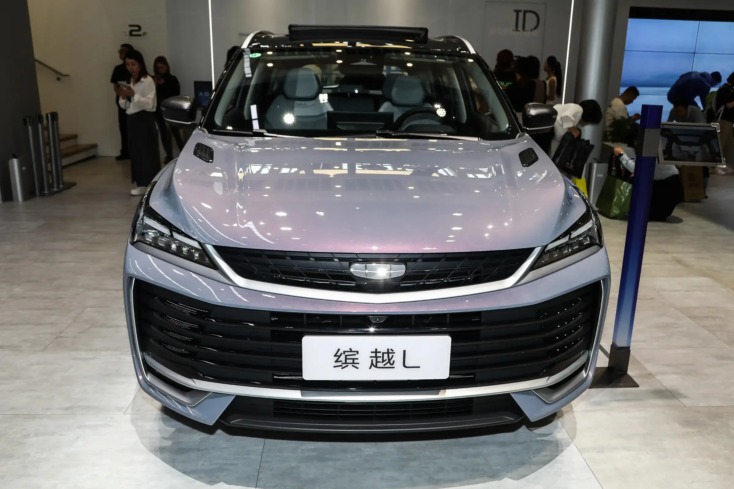 吉利缤越评测15T+7DCT76S破百油耗635L(图5)