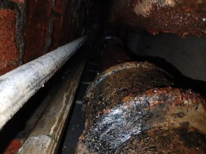老旧高层遭遇“连环漏水”如何解决居民困扰？(图3)