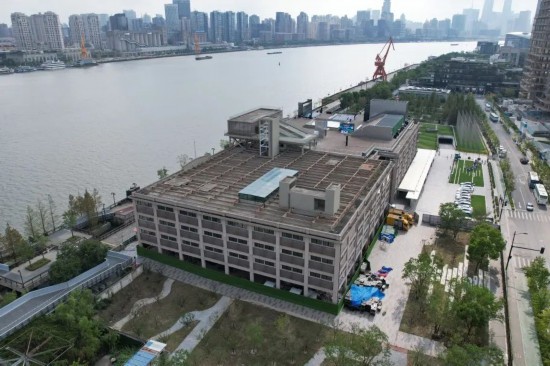 爱体育官网探秘杨浦“新质秀岸” 解锁百年工业遗存的重生密码(图9)
