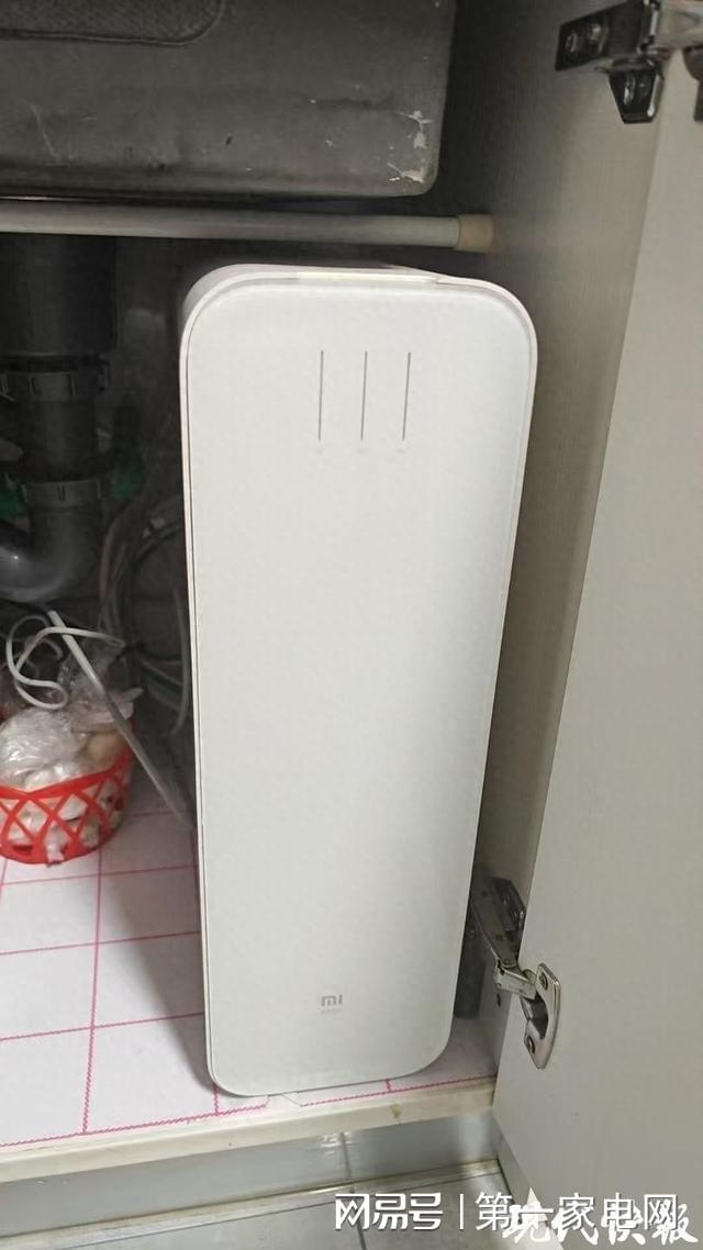 小米净水器水管接反消费者担心长期饮用废水影响健康(图1)